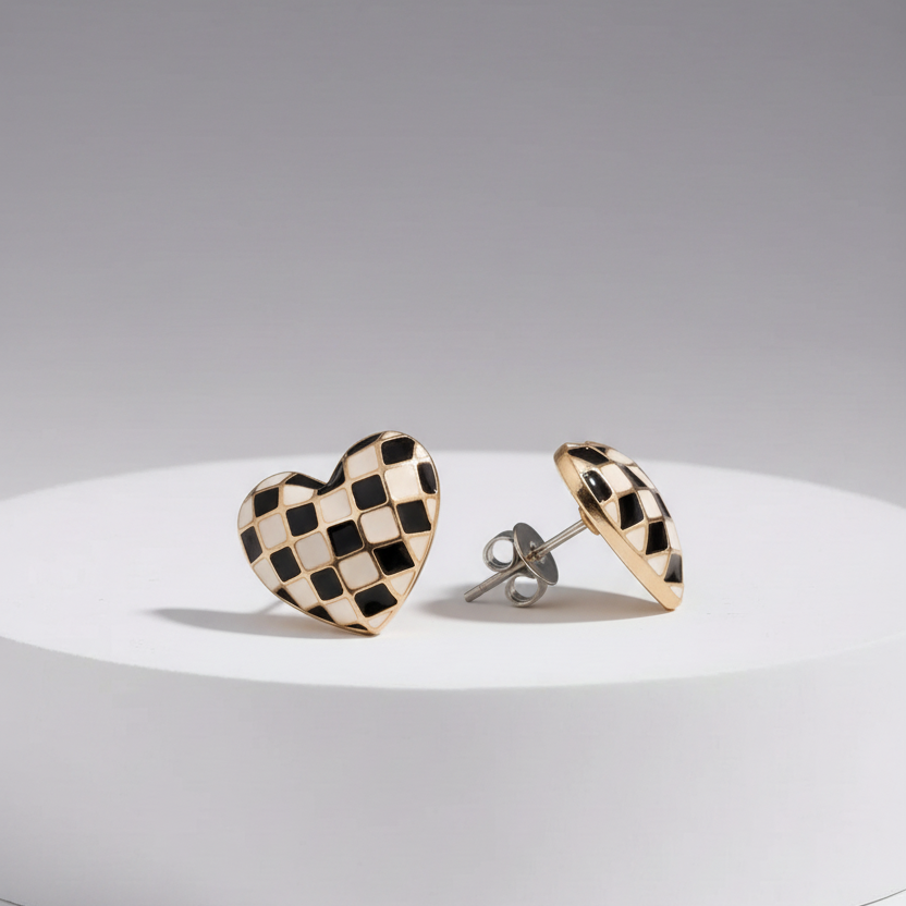 Pendientes de Corazón a Cuadros — Accesorios para Chicas de Carreras
