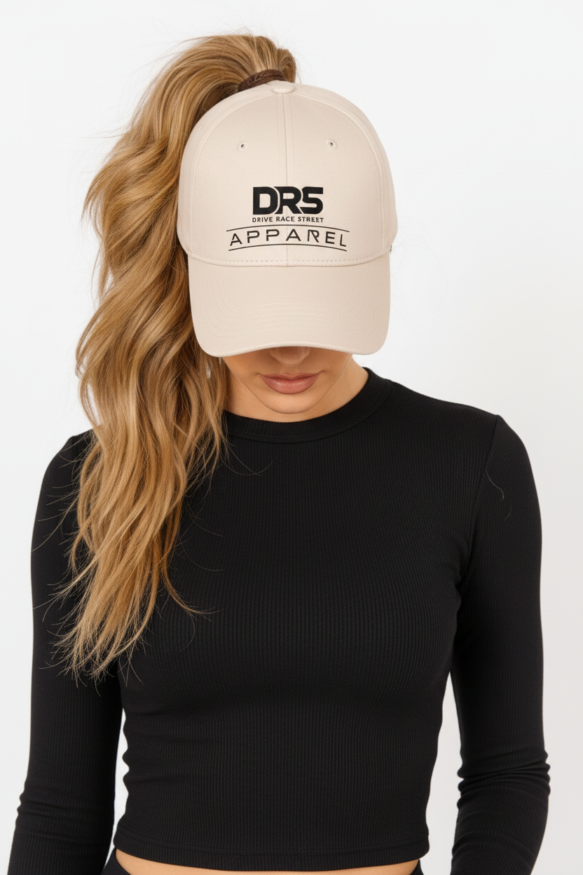 Gorra de mujer para coleta alta — Cierre magnético (Beige)